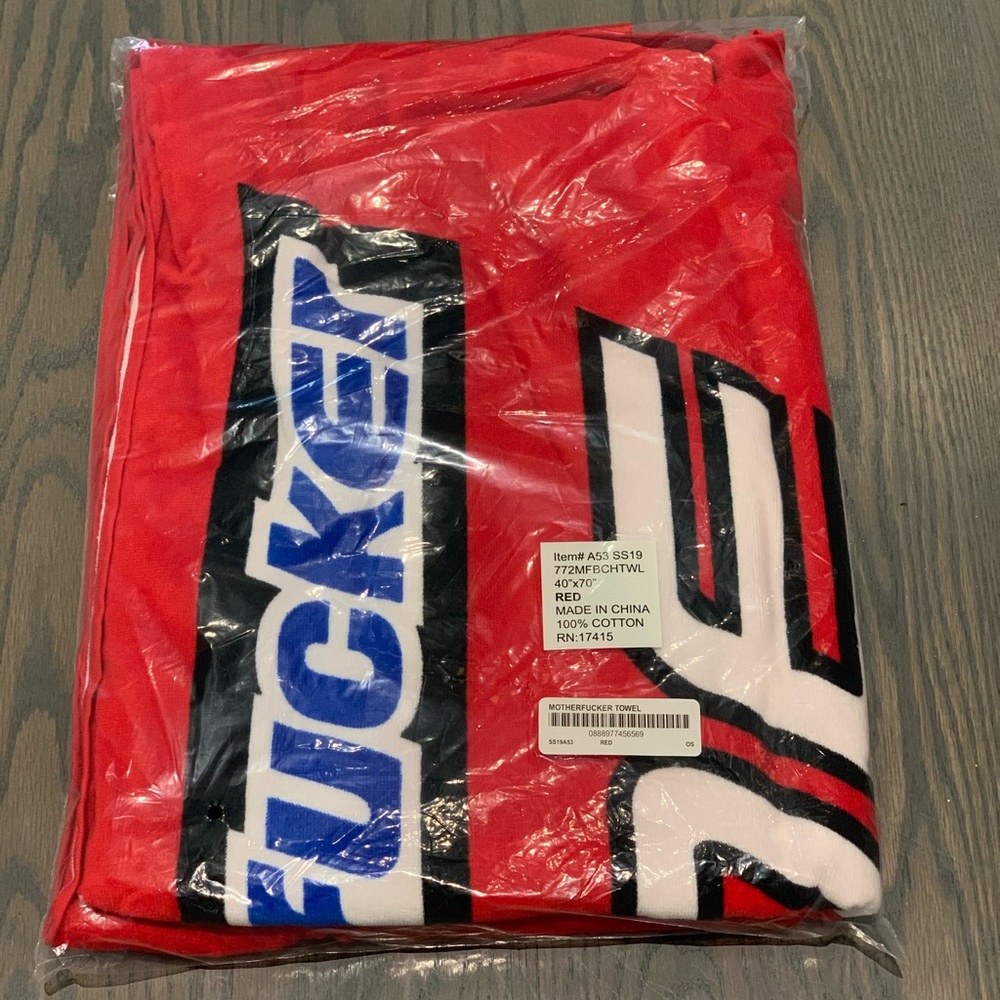 Supreme “Motherfxcker” Towel Red New Sealed
